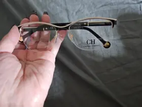 Vhe079k Carolina Herrera