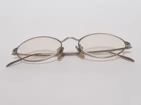 8221 Donna Karan 140 220 Optics Gold Tone Oval Eyeglasses Metal Frame