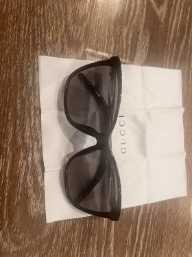 63-13-140 Gucci 61-16-145 Gently Used Sunglasses Very Good Condition Sz 63-13-140 Gucci 61-16-145 Gently Used Sunglasses Very Good Condition Sz
