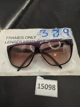 P7-278l Laura Biagiotti P7-249l Vintage 1980s Sunglasses- Frames Only P7-278l Laura Biagiotti P7-249l Vintage 1980s Sunglasses- Frames Only