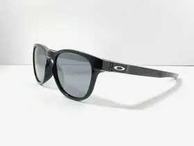 009315-03 Oakley Stringer 9315-03 Sunglasses Gloss Black Frames Blk Iridium Lens Pre Own