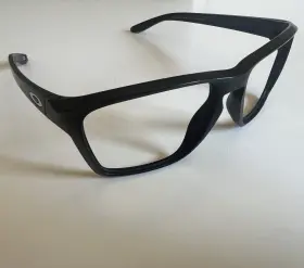 Oo9448-0357 Oakley Mens Sunglasses Frame Only Sylas Matte Black Square 57 Mm Oo9448-0357 Oakley Mens Sunglasses Frame Only Sylas Matte Black Square 57 Mm