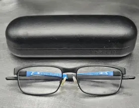 Oy3002-0548 Oakley Youth Steel Plate Xs 48 15-130 Satin Black Eyeglasses Frame Oy3002-0548 Oakley Youth Steel Plate Xs 48 15-130 Satin Black Eyeglasses Frame