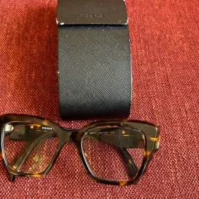 18wv-2au1o1 Prada Tortoise Demo Lens 49mm Womens Eyeglasses. Excellent Condition