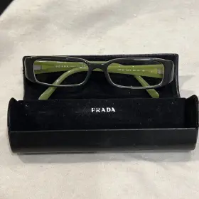 Vpr15g Prada 51d16 6bc 101 135 Black Green Eyeglasses Frames Only Italy