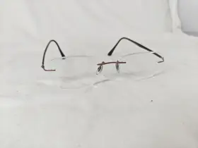 6840-062124-89 Ray-ban Rb8725 1028 Rimless Lightray Eyeglasses Frame Only Italy 17-140 Used 6840-062124-89 Ray-ban Rb8725 1028 Rimless Lightray Eyeglasses Frame Only Italy 17-140 Used