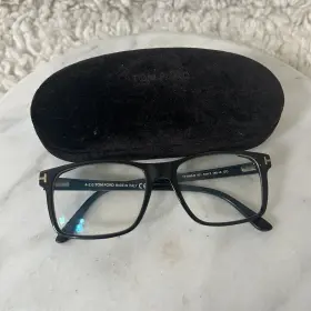 Tom Ford Tf-5682-b Authentic Tf5682 Black Block Reading Eyeglasses With Case