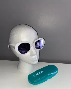 2023030 Zenni Optical White Oval Sunglasses Eye Frames Lavender Lens -4.25 -4.75