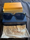 Louis Vuitton Millionaire M96006WN Sunglasses Blue Crystal Frame W/ Box Pre-owned. Price: $450.00.