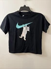 Nike The Tee Kids Girls Cat Graphic Boxy Black FZ5538-010 Size (nwt) New. Price: $25.00.