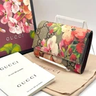 Gucci Gg Blooms 6-KEY Caflora Pre-owned. Price: $225.84.