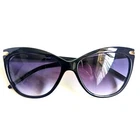 Uo Charlett Eyewear Sunglasses Cat Frames 19 57 15 Gradient Black Pre-owned. Price: $44.00.